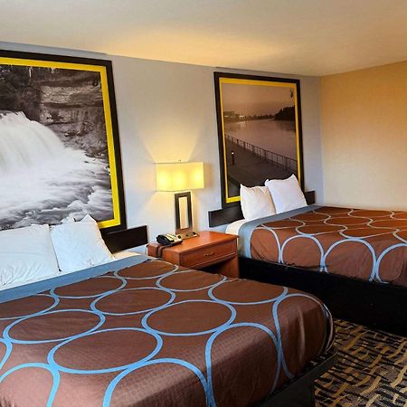 Super 8 By Wyndham Cozad Hotel Exterior photo