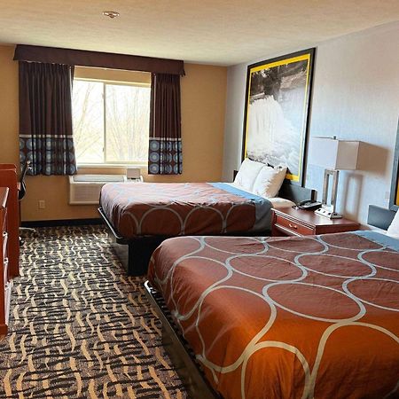 Super 8 By Wyndham Cozad Hotel Exterior photo