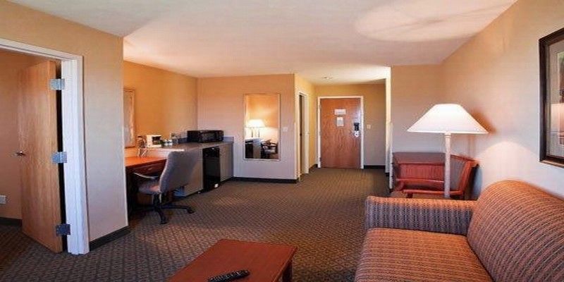 Super 8 By Wyndham Cozad Hotel Exterior photo
